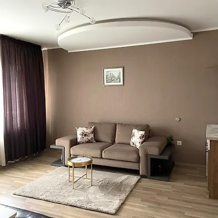 фреди Vila *
