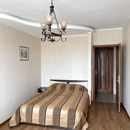 Vila фреди *